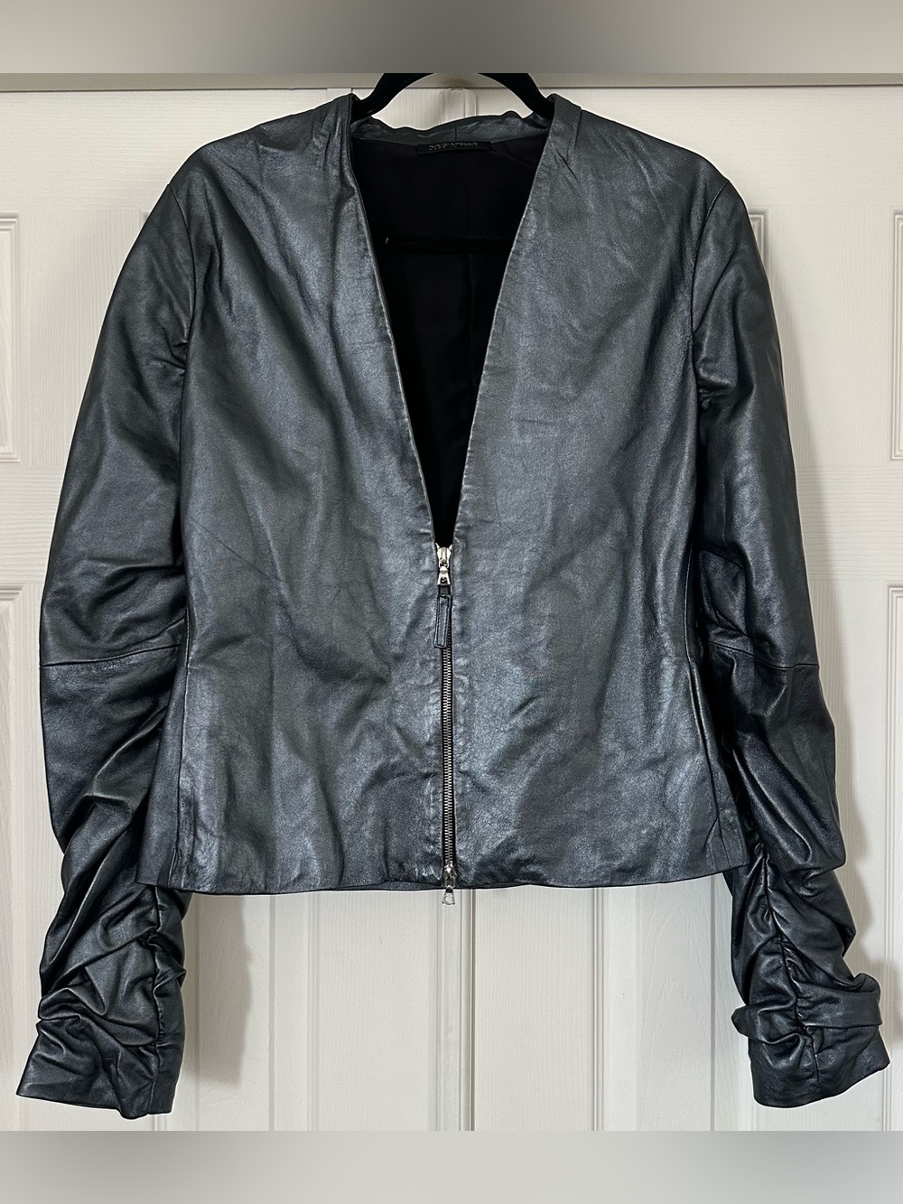 Vintage Krizia Pelle Italy Ruched Sleeve Metallic Gray Leather Jacket size 48 L